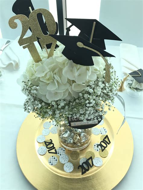 graduation centerpiece ideas 2023